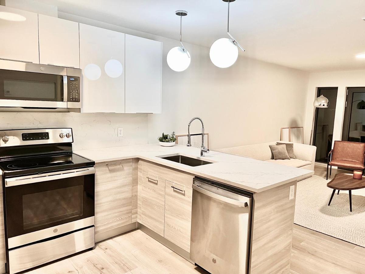 Modern 2 Bed Furnished Apartment In Куинси Экстерьер фото